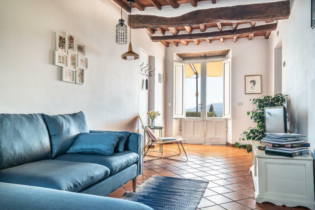 Accogliente Alloggio Con Vista E Piscina ルッカ エクステリア 写真