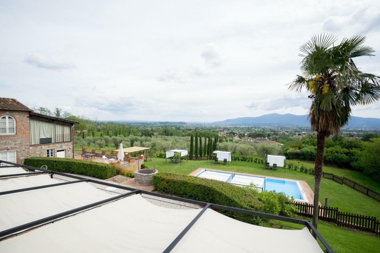 Accogliente Alloggio Con Vista E Piscina ルッカ エクステリア 写真